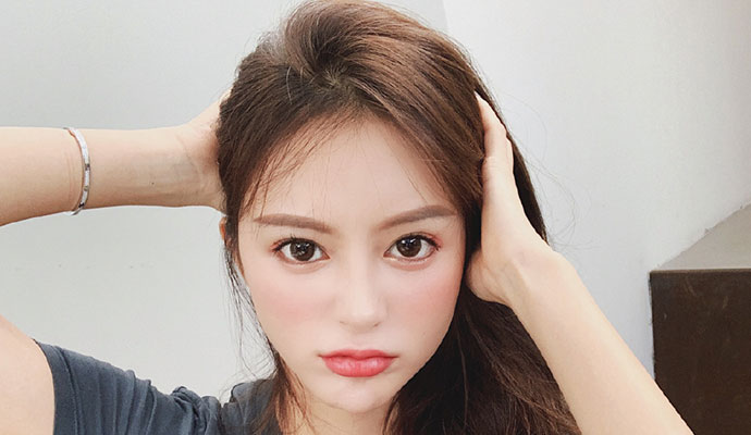 王静雅个人资料
