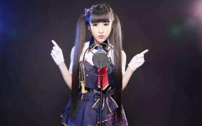 网红女主播夏可可