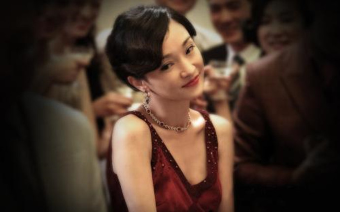 迅儿哥的短发造型