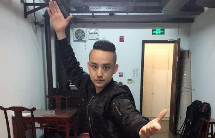 侯鹤廉退出德云社