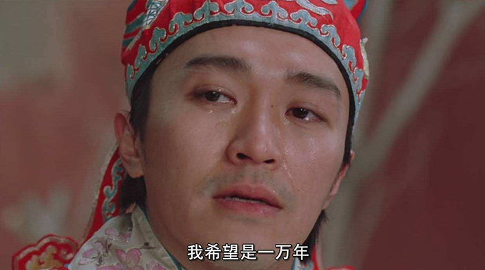 大妈神助攻劝下跳楼小伙