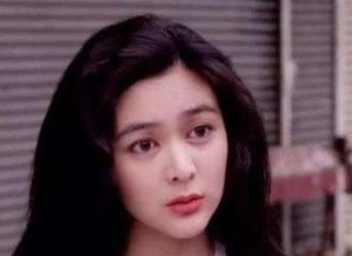 关之琳美照