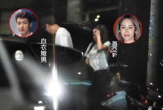记者拍照