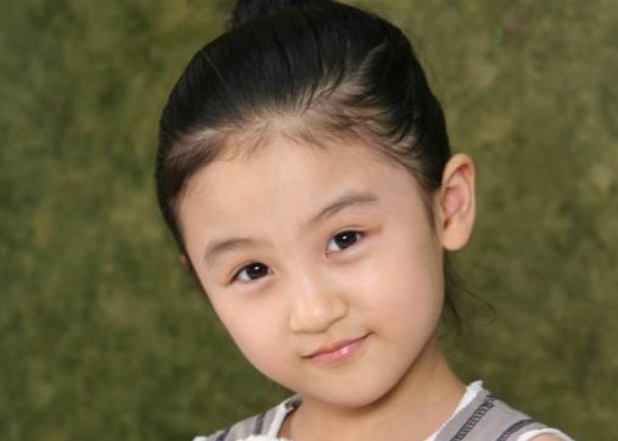 陆子艺结婚的照片是真的吗 