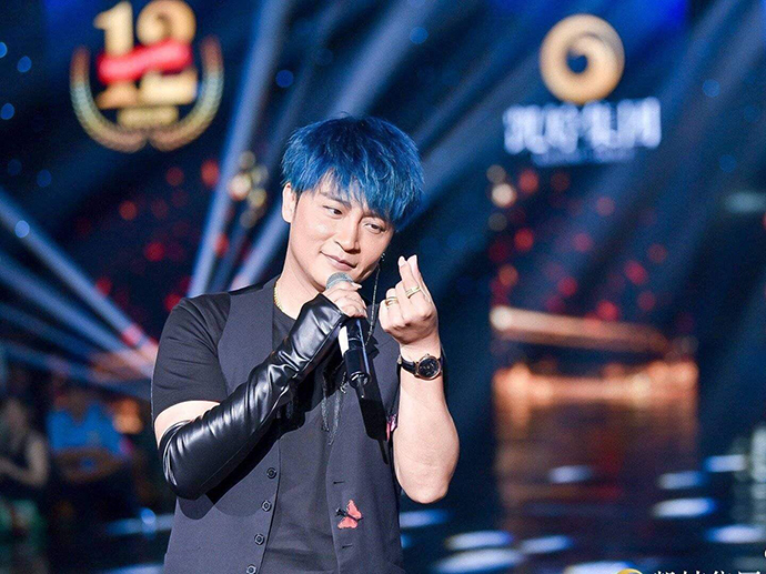 陈志朋接受采访谈小虎队
