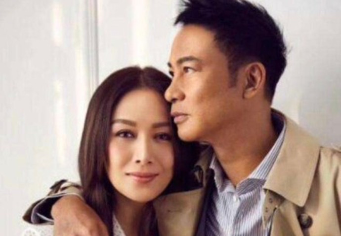 达叔与老婆琦琦合照