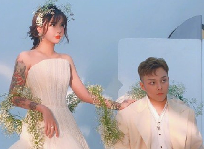 韩安冉与老公结婚照