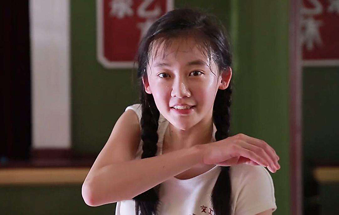 苗苗曾出演《芳华》女主