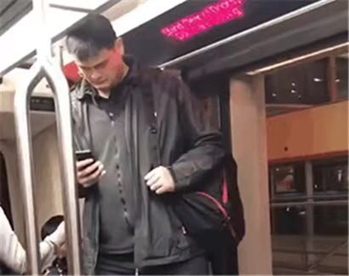 路人拍到的姚明