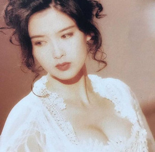 玉女掌门人周慧敏 你可知道美绝四方的她迷倒了多少男性