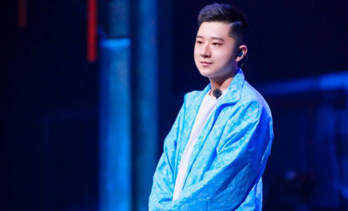 王以太来自哪个厂牌