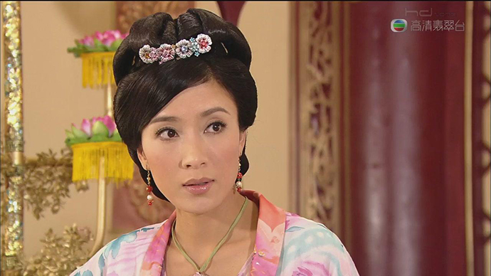 港媒曝40岁杨怡怀孕