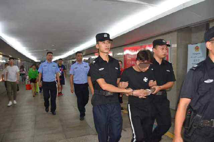 曾挑衅警察称不可能抓到他