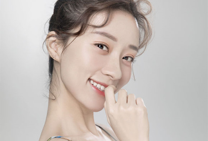 杨玥清新写真