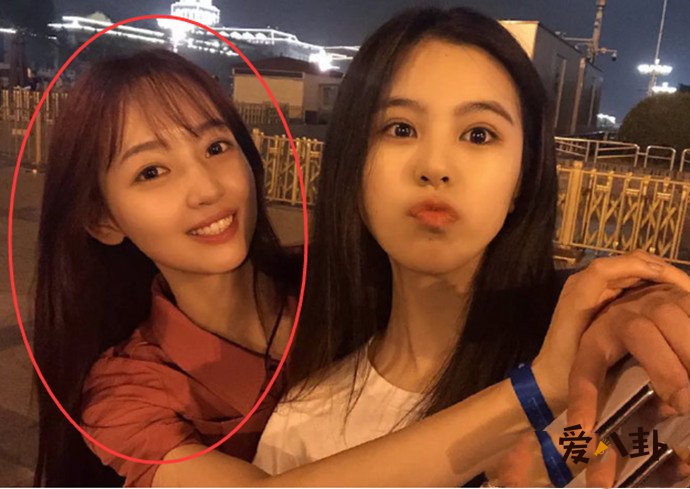 吴亦凡女友身份
