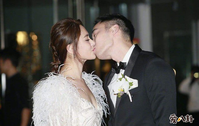 阿娇于去年与赖弘国结婚