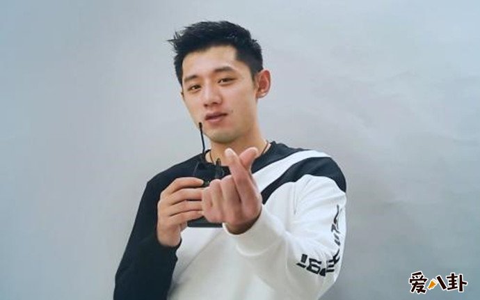 张继科接受采访