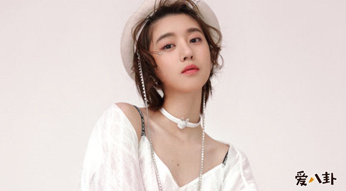 李凯馨写真