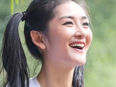 谢娜双胞胎女儿 究竟长什么样为何网友都很惊叹神复制