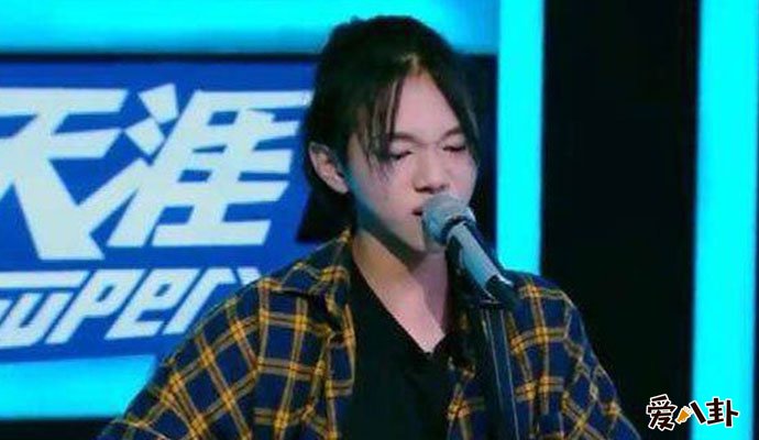 张三弥男友张嫮目