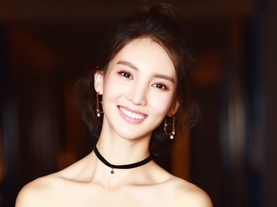 金晨疑回应分手 表情包配图亮了搞懵网友直言戏多