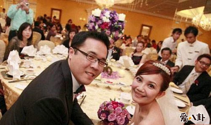 梁静茹松口承认与赵元同的离婚