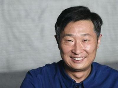 牛头梗林永健《怒放》热血开播 神似宠物牛头梗的林永健演技如