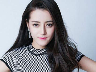 迪丽热巴扮演大唐女皇第二位女帝 超越范冰冰所扮演的武则天