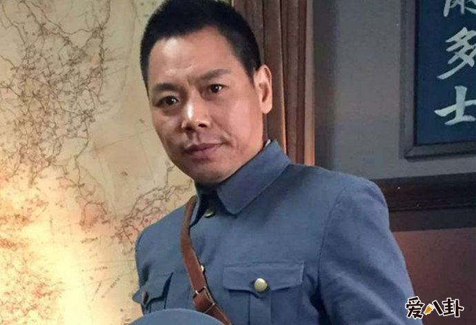 赵英国红旗漫卷西风剧照