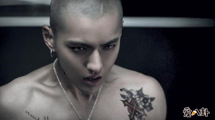 吴亦凡写真