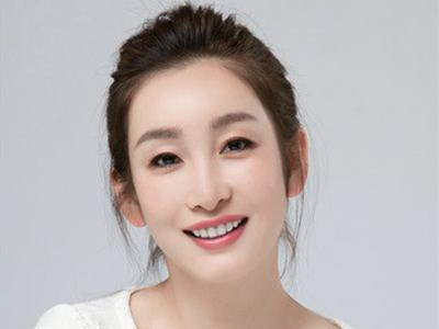 老酒馆李丽虹演什么角色 李丽红什么来头个人资料