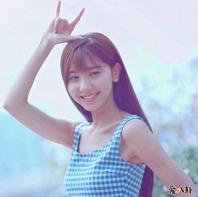 李梦颖照片