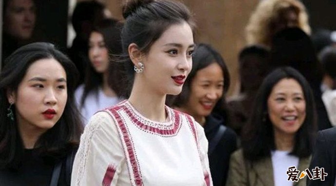 杨颖baby写真