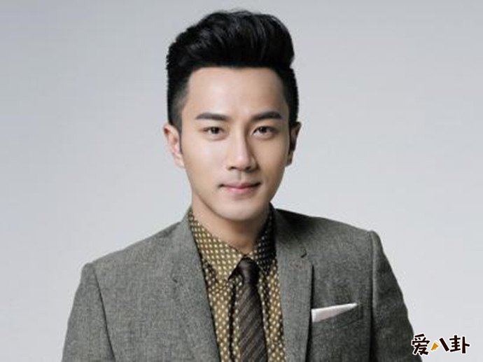 刘恺威否认恋情