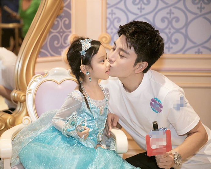 网曝李小璐离婚协议 写了什么两人究竟离婚没