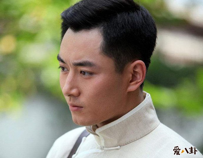李东学近况