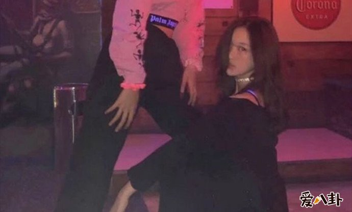 李嫣被曝出的所谓夜店照