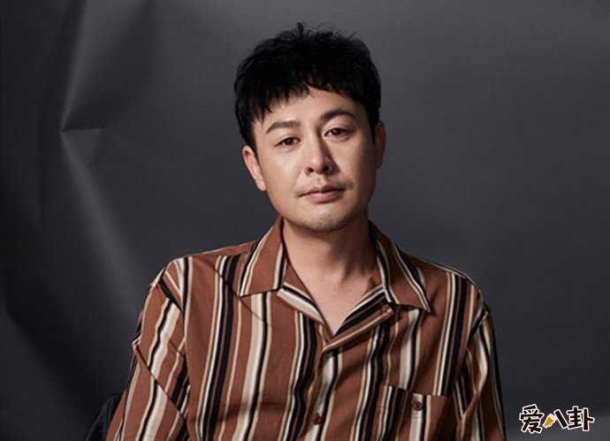 张颂文写真