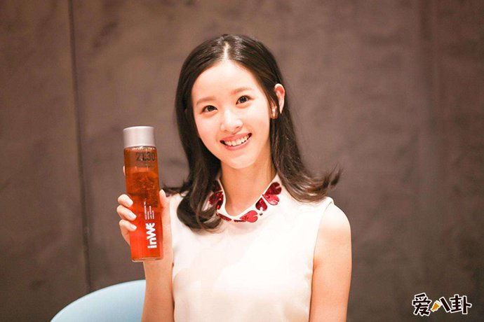 章泽天被质疑出国留学为了玩？