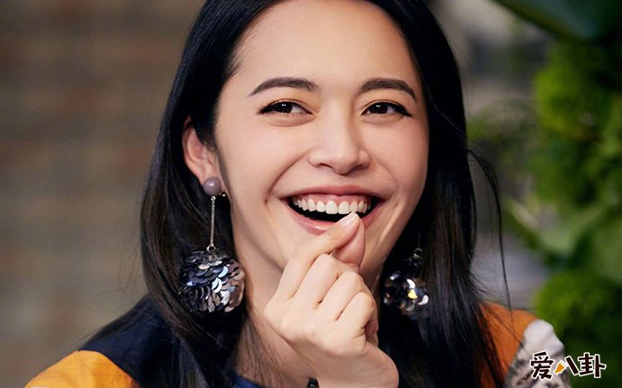 姚晨安慰激动粉丝做了什么