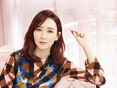 胡静整容是真的吗？ 本人曾承认过如今后遗症太多