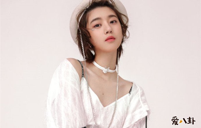 李凯馨写真