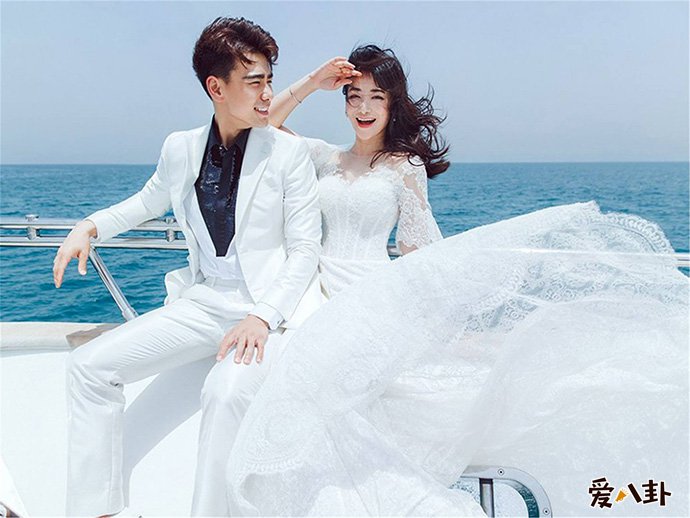 戴向宇陈紫函结婚照