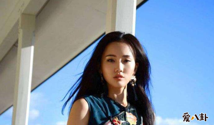 歌手黄龄结婚了吗