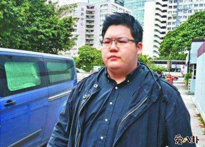 网曝向佑不是向太亲生的是真的吗
