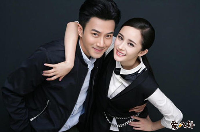 杨幂刘恺威婚亲密写真