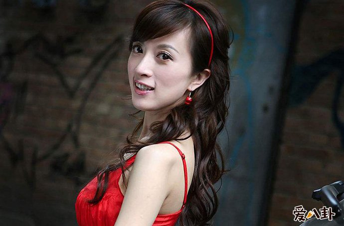 金巧巧老公是谁