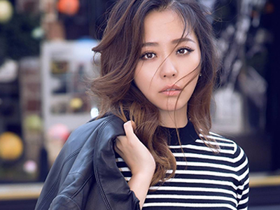 张靓颖与绯闻男友深夜聚餐 张靓颖与冯珂什么时候离婚的？