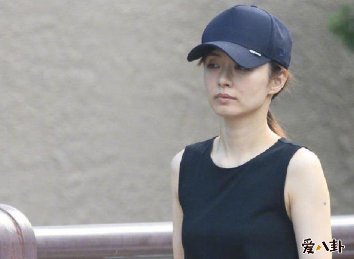 曝伊藤绫子孕4个月