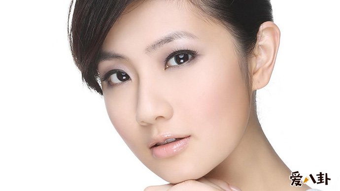 selina与张承中的“神仙爱情”真讽刺